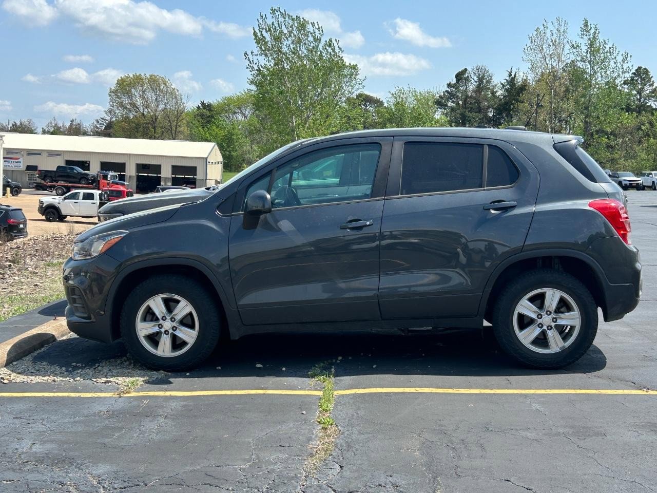 Used 2019 Chevrolet Trax LS w/ Tint and Cruise Package image 2