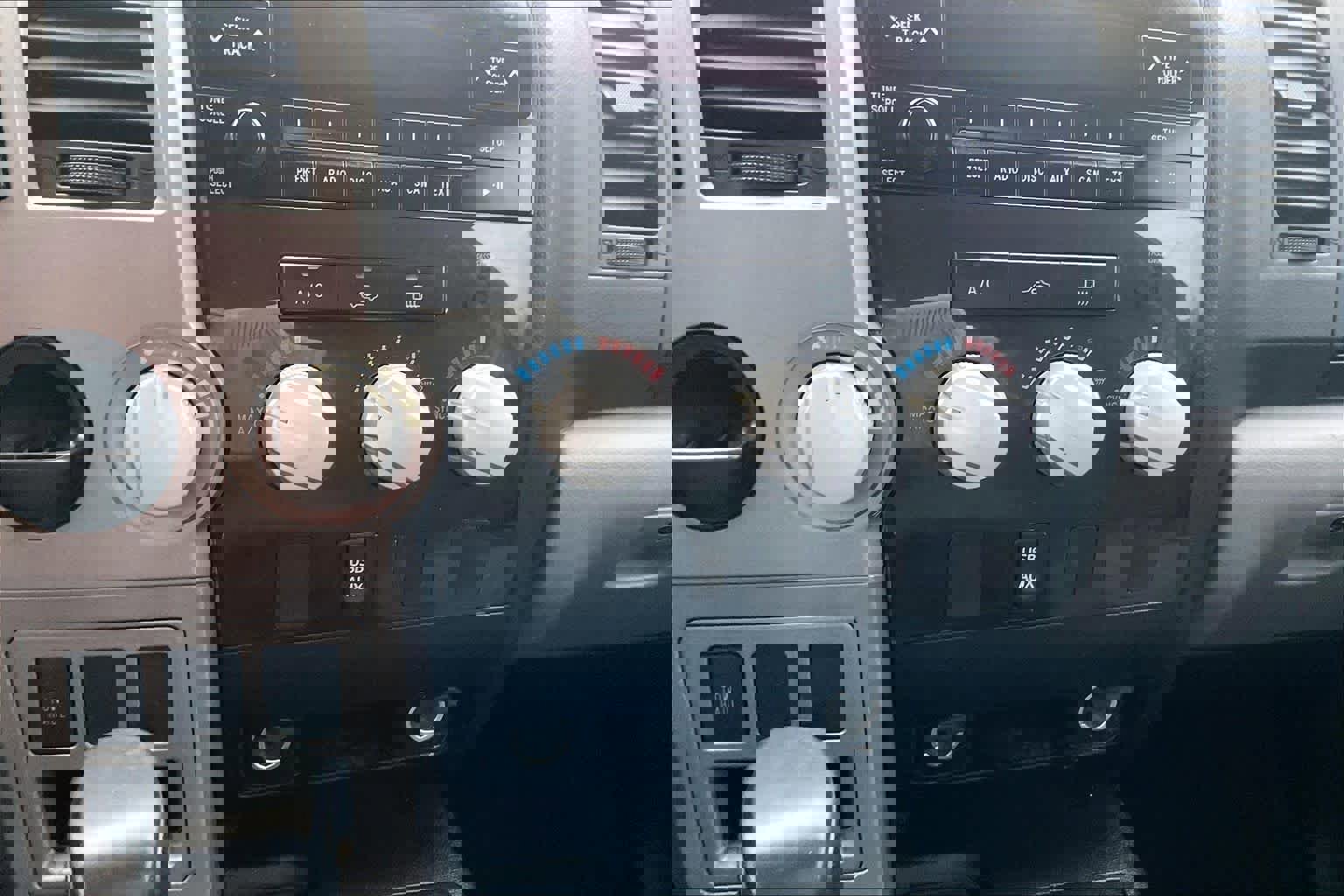 Used 2012 Toyota Tundra 2WD CrewMax w/ SR5 Pkg image 31