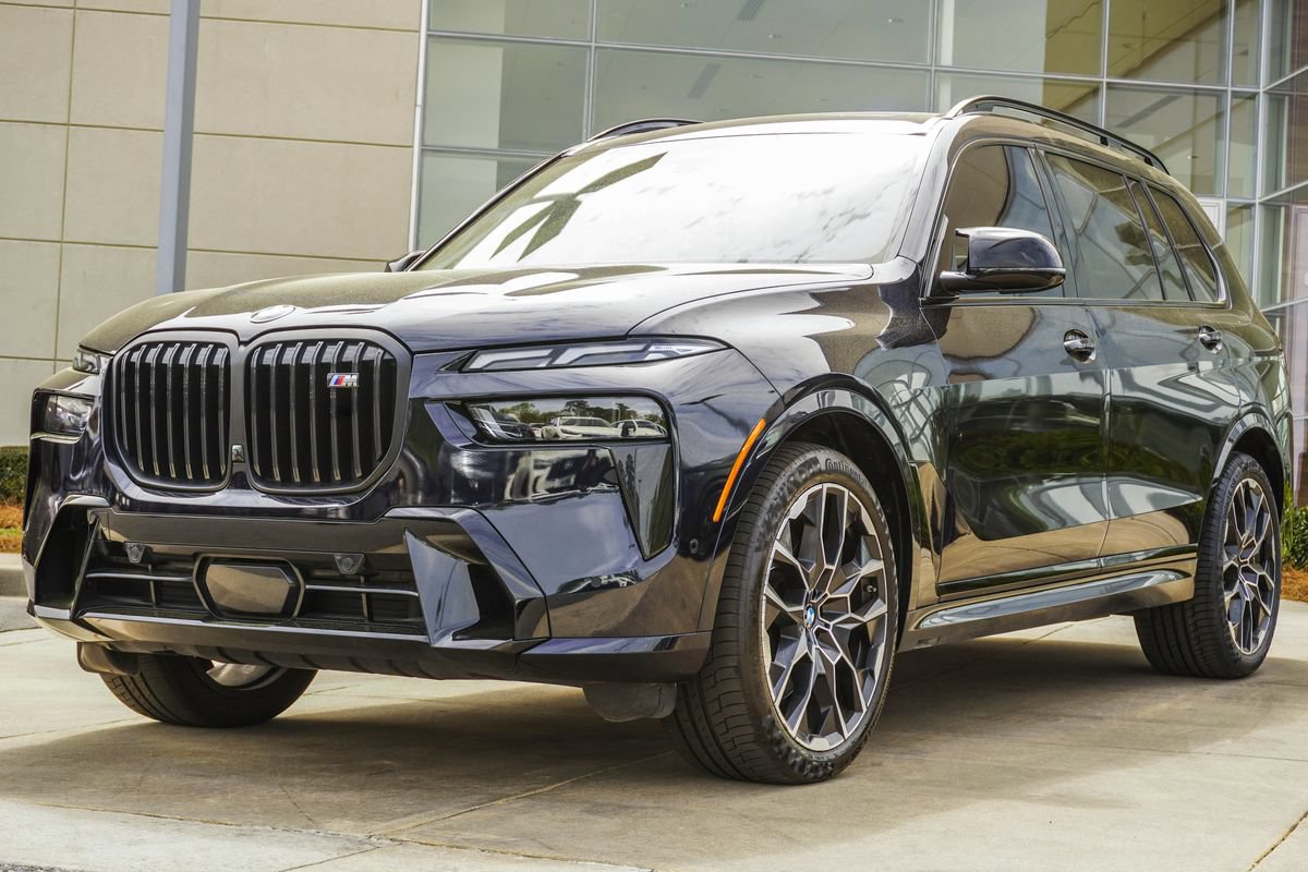 Used 2024 BMW X7 M60i w/ Executive Package AWD/4WD image 8