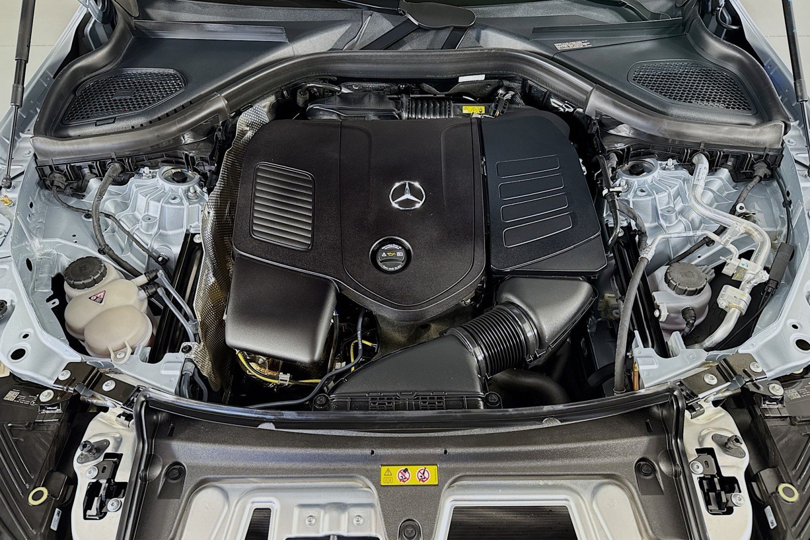 Certified 2026 Mercedes-Benz GLC 300 image 12