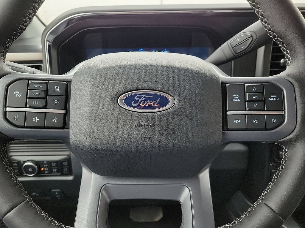 New 2026 Ford F350 Lariat w/ Black Appearance Package AWD/4WD image 24