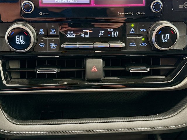 Used 2022 Toyota Highlander LE image 14