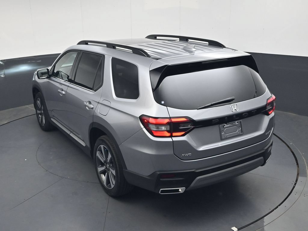 Used 2023 Honda Pilot Elite image 23