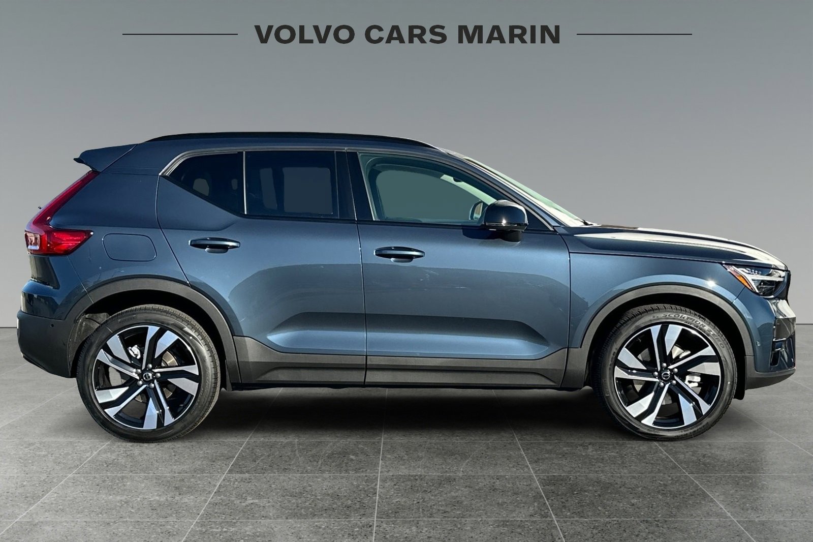 New 2026 Volvo XC40 B5 Ultra w/ Climate Package image 8