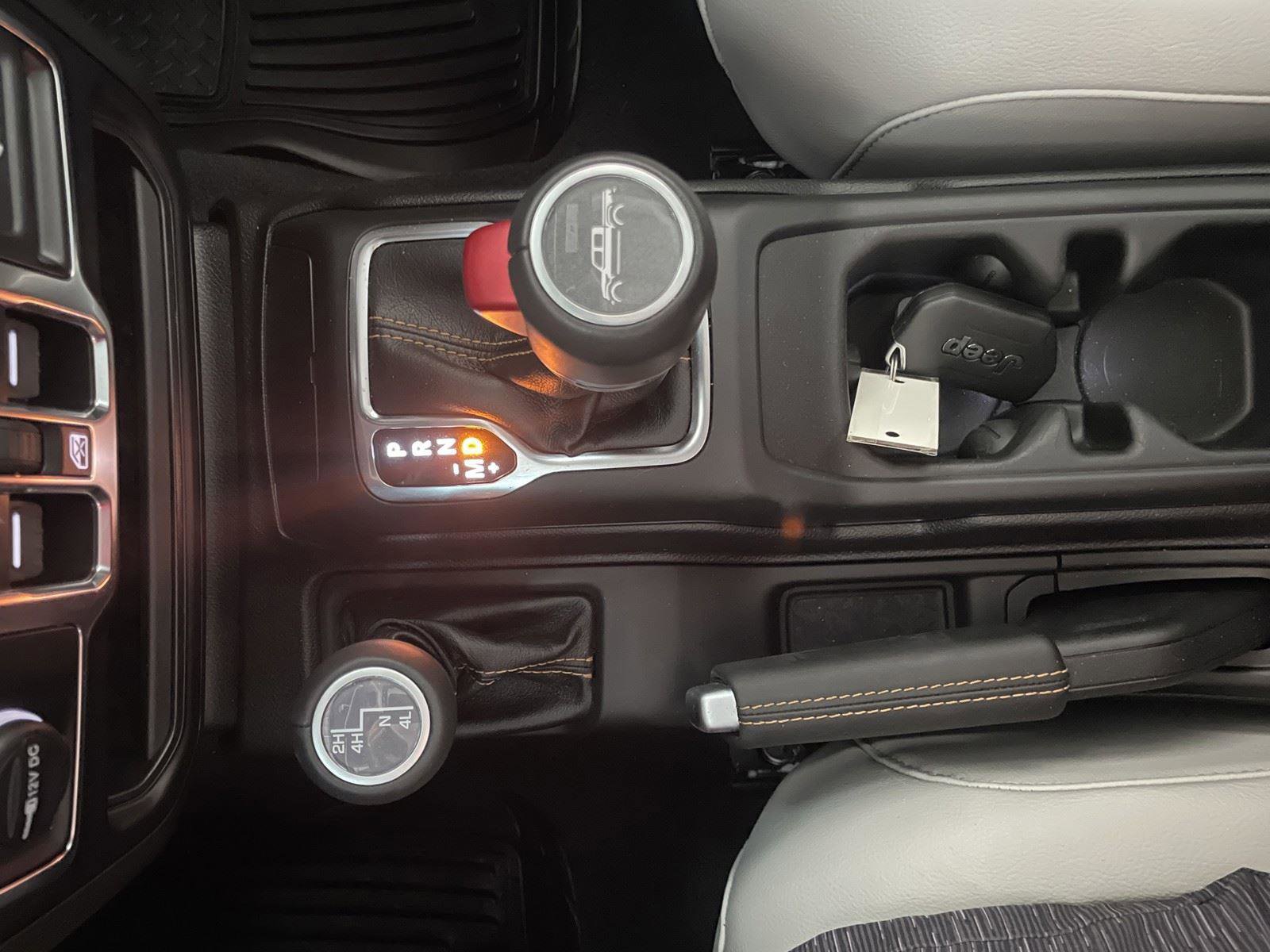 Used 2023 Jeep Gladiator Overland image 18