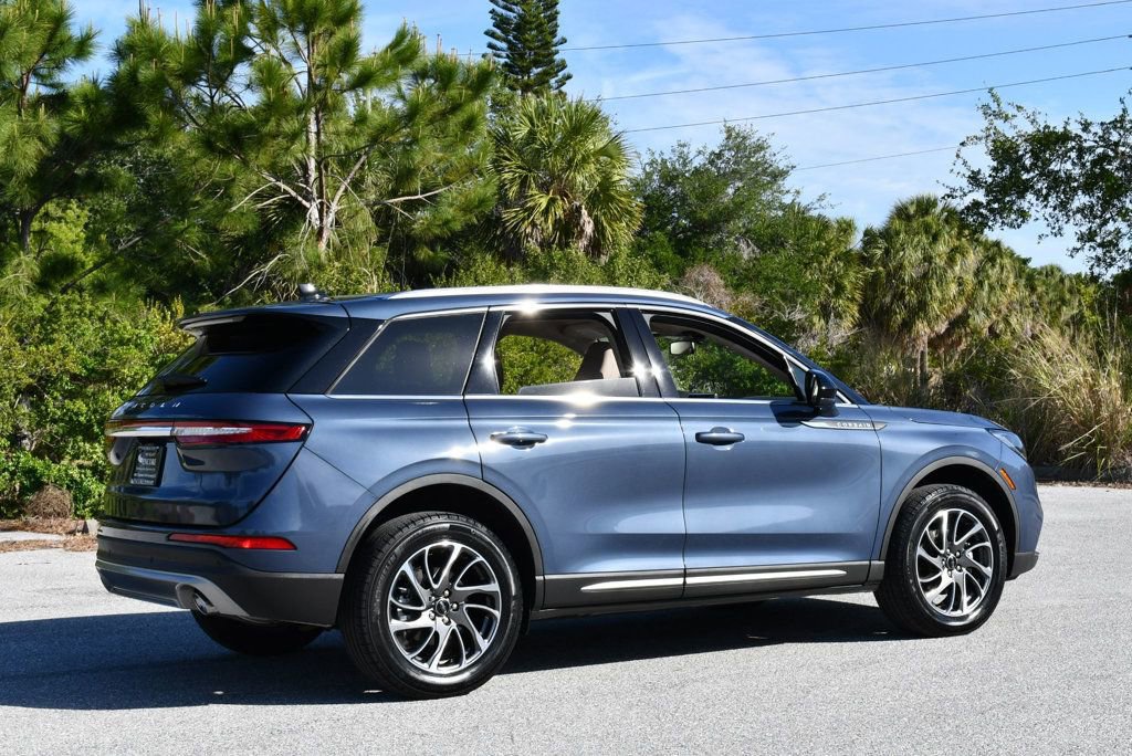 Used 2022 Lincoln Corsair AWD w/ Equipment Group 101A image 30