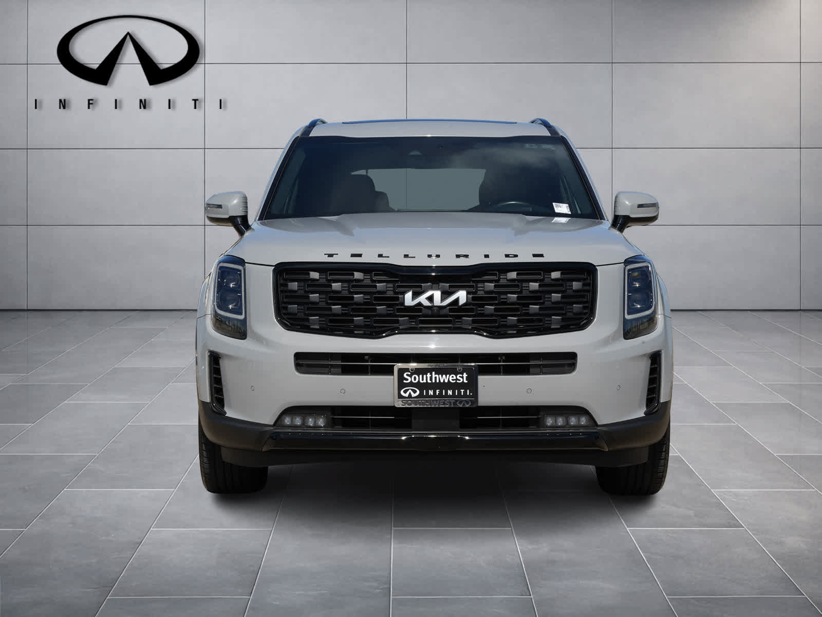 Used 2022 Kia Telluride SX w/ SX Prestige Package AWD/4WD image 2