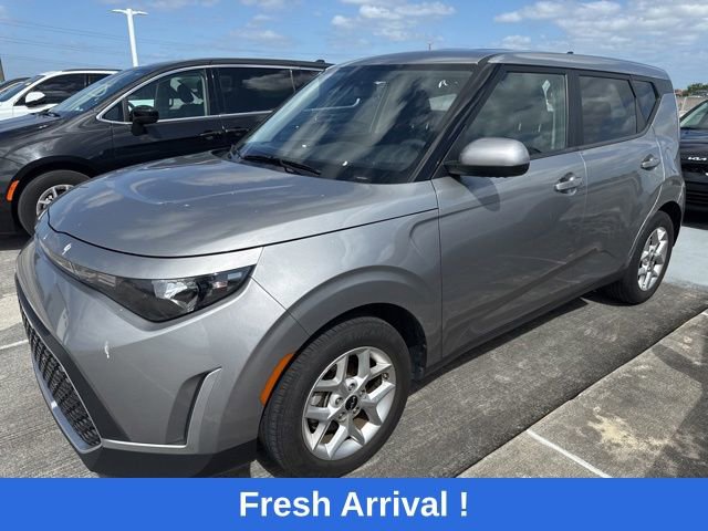 Used 2024 Kia Soul LX w/ Option Group 015 image 1