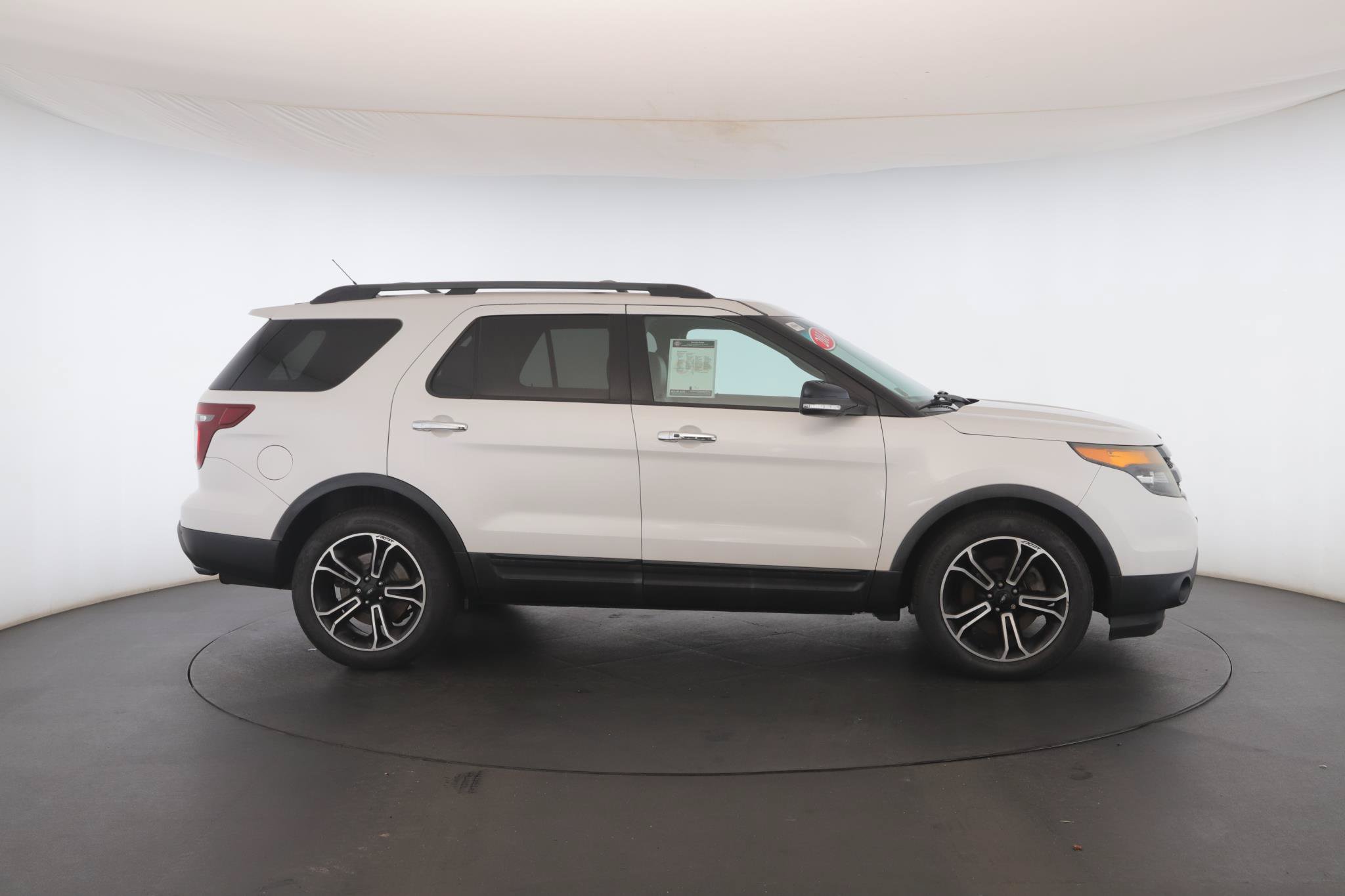 Used 2014 Ford Explorer Sport w/ Equipment Group 401A AWD/4WD image 21