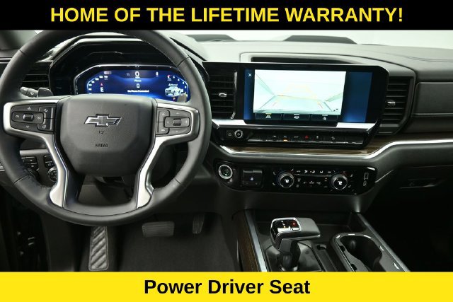 Used 2024 Chevrolet Silverado 1500 LT Trail Boss w/ Convenience Package II AWD/4WD image 15