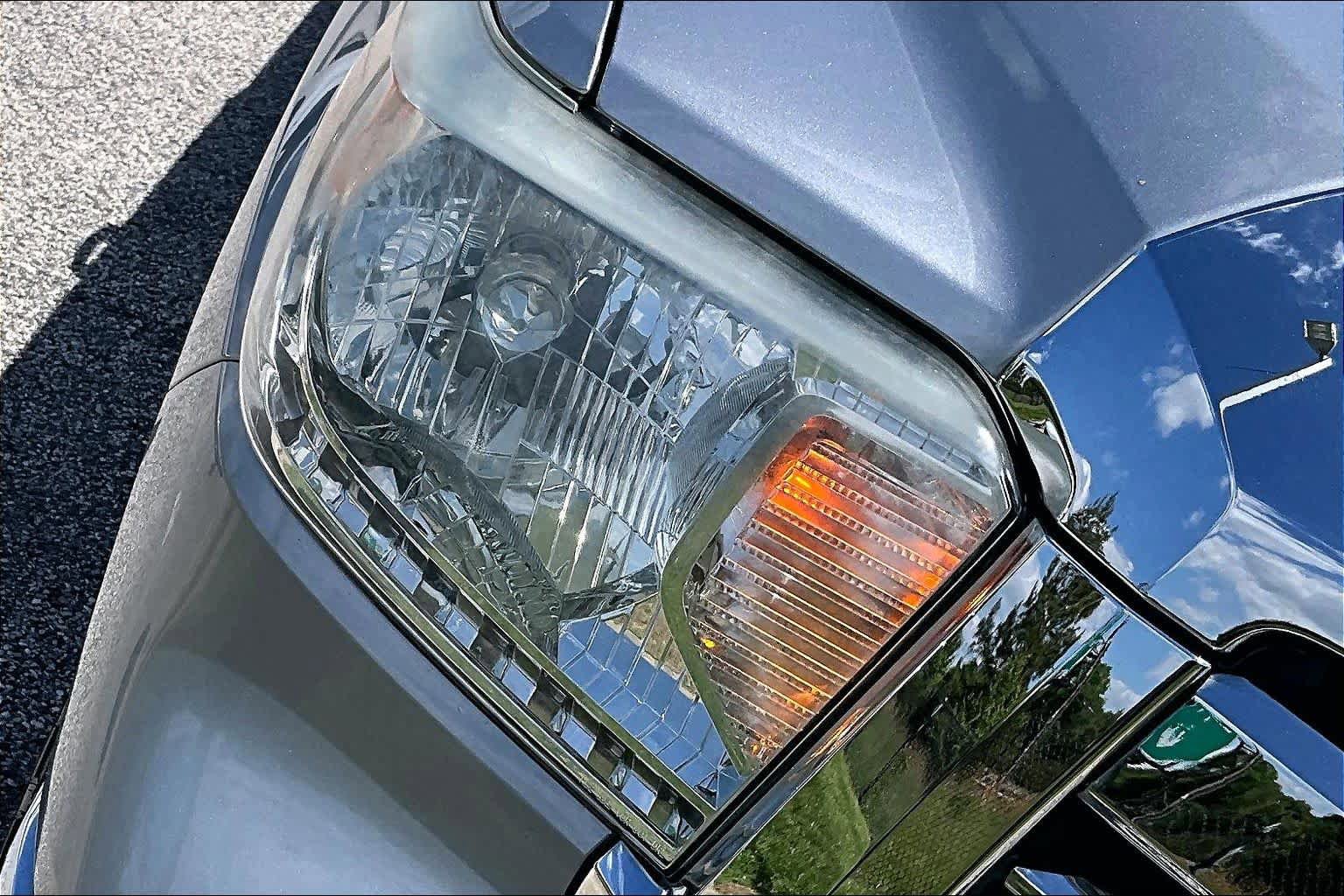 Used 2015 Toyota Tundra SR5 w/ SR5 Upgrade Package RWD image 27