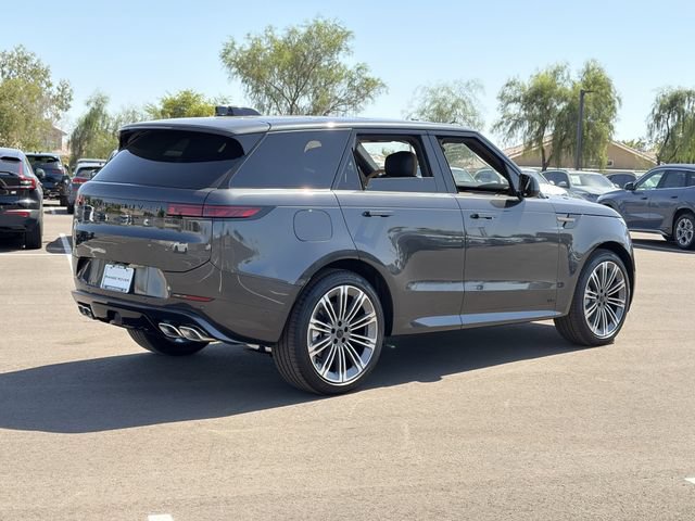 New 2026 Land Rover Range Rover Sport Dynamic SE AWD/4WD image 18