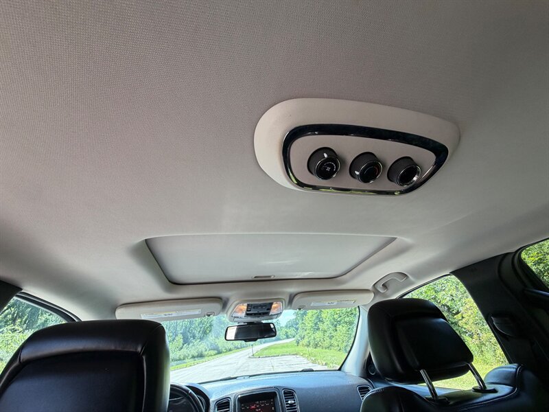 Used 2014 Dodge Durango Limited w/ Premium Group AWD/4WD image 18