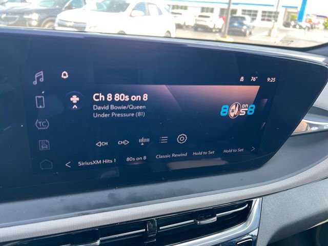 Certified 2025 Buick Envista Avenir FWD image 21