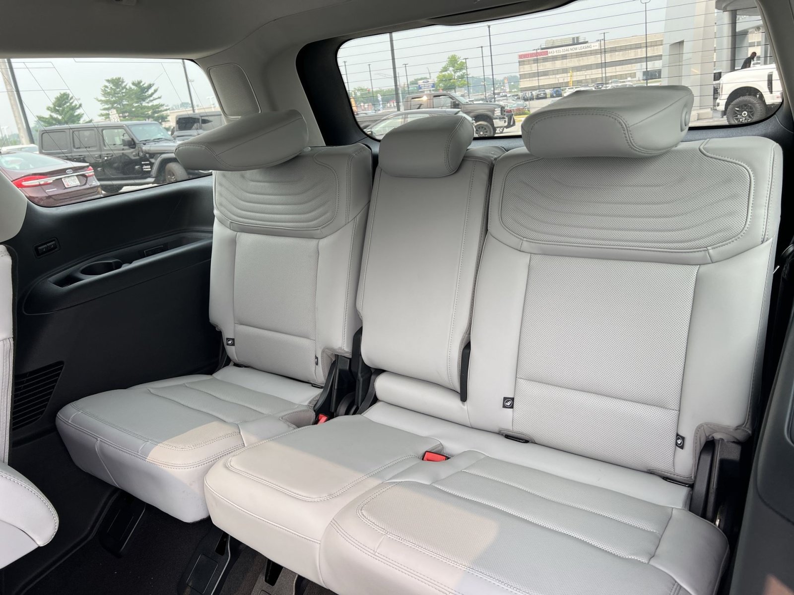 New 2027 Ford Expedition Platinum w/ Platinum Ultimate Package AWD/4WD image 26