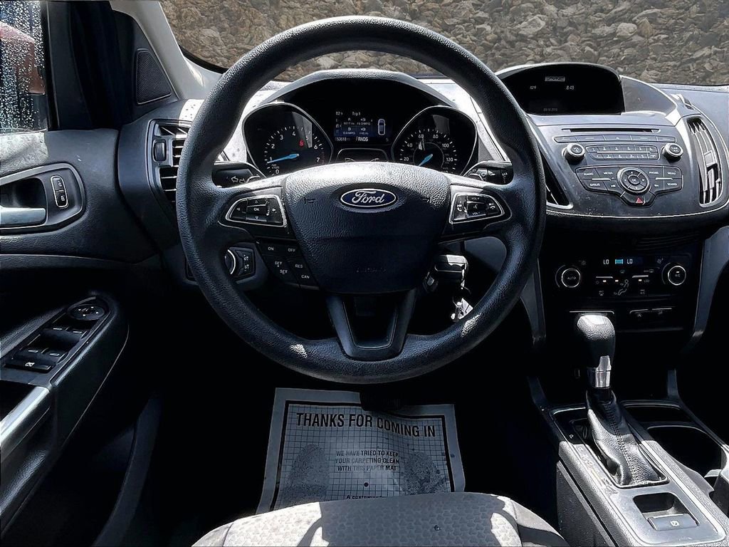 Used 2017 Ford Escape SE AWD/4WD image 5