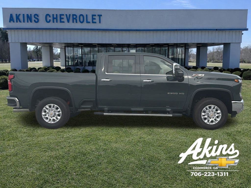 New 2025 Chevrolet Silverado 2500 LTZ w/ LTZ Convenience Package AWD/4WD image 4