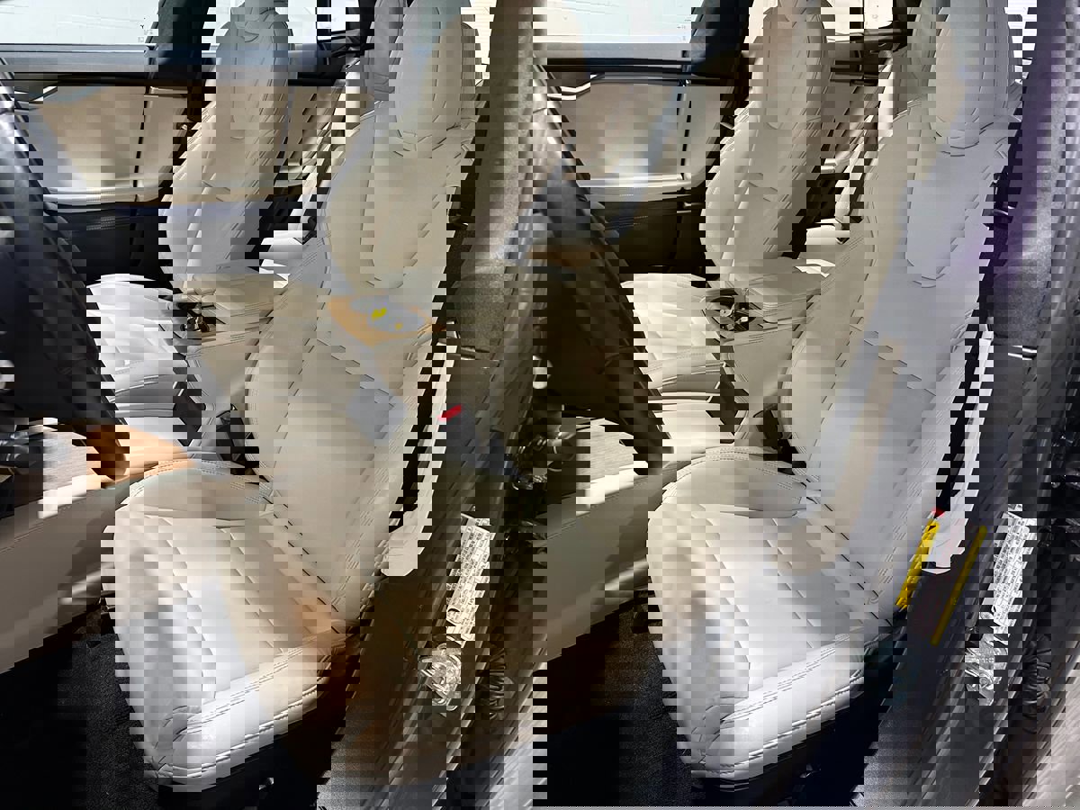 Used 2020 Tesla Model S Long Range image 24