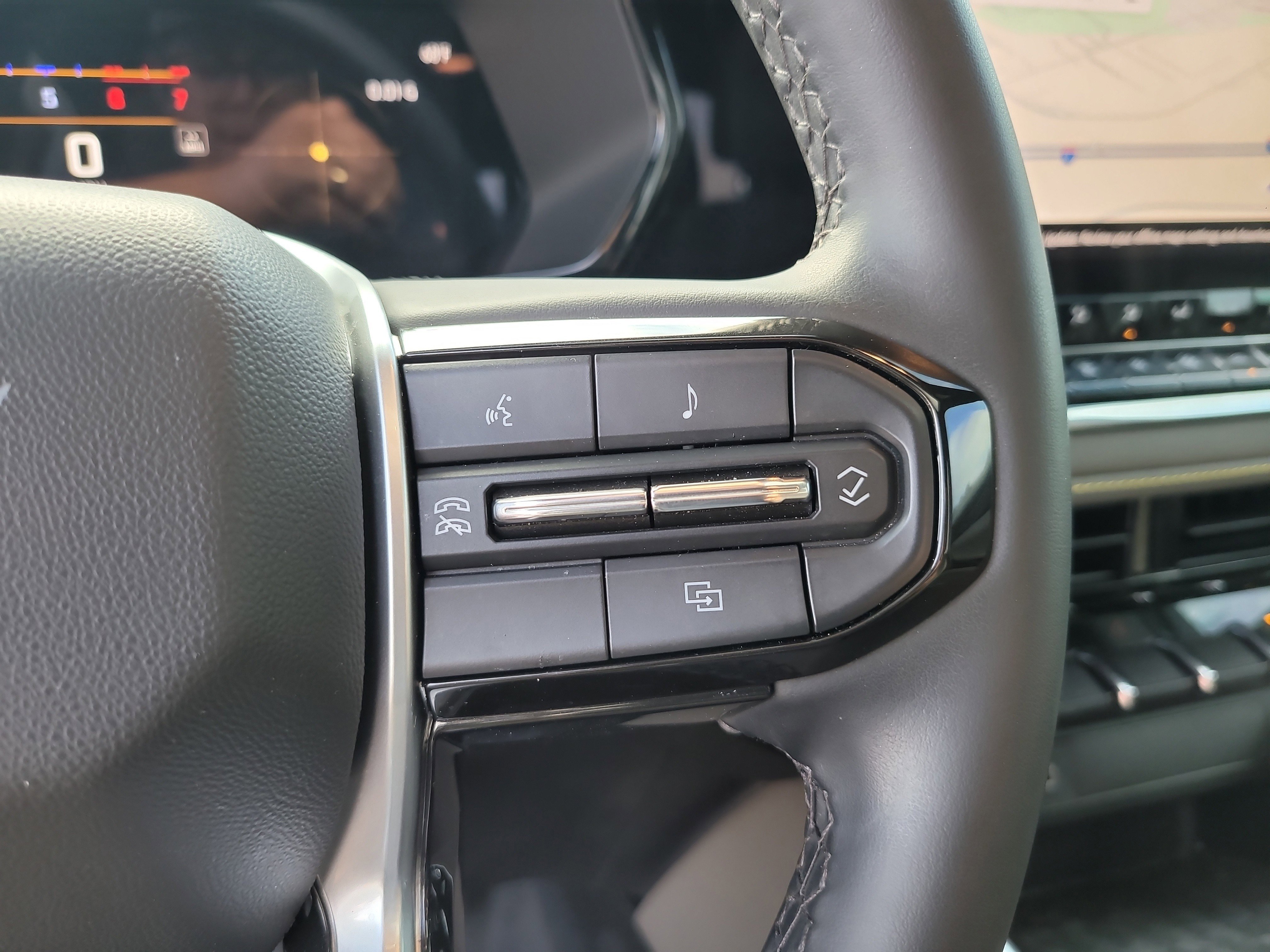 Used 2024 Chevrolet Colorado ZR2 w/ ZR2 Bison Edition image 31