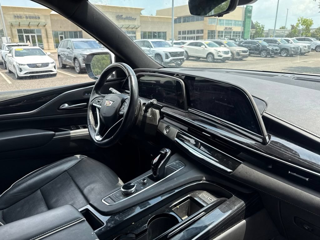 Used 2023 Cadillac Escalade Sport RWD image 15