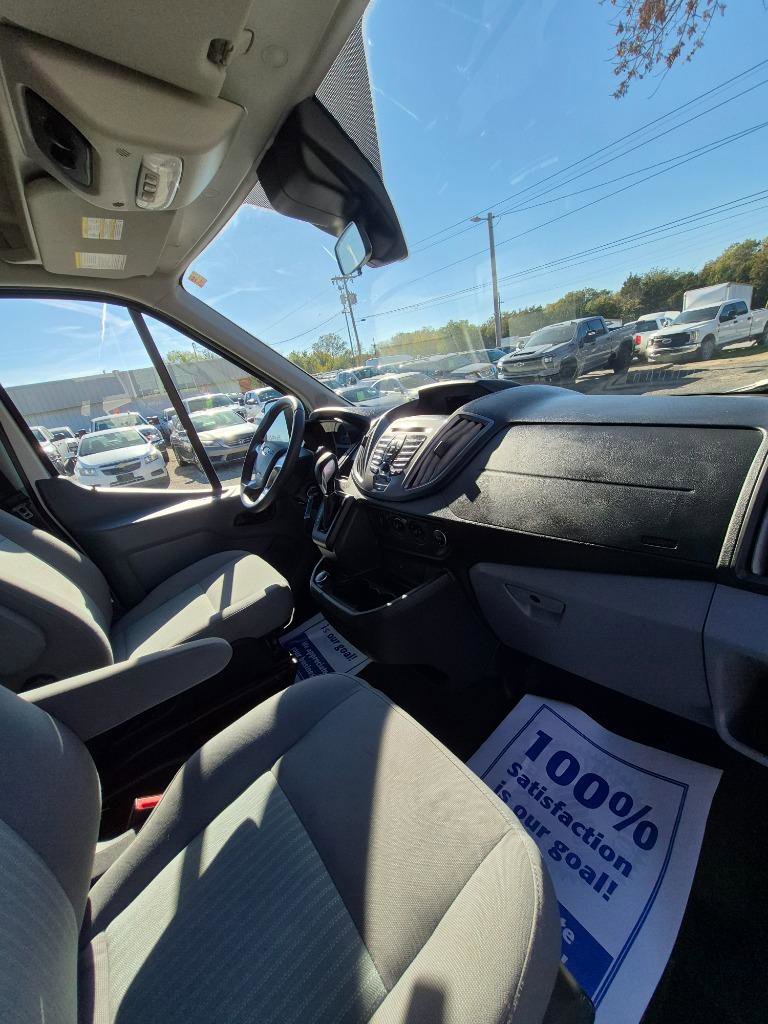 Used 2018 Ford Transit 350 XLT RWD image 14