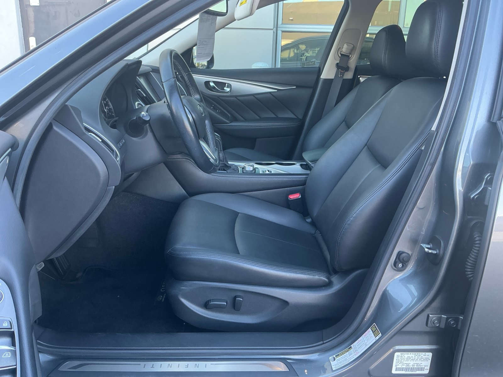 Used 2019 INFINITI Q50 Luxe w/ All Weather Package (L93) RWD image 13