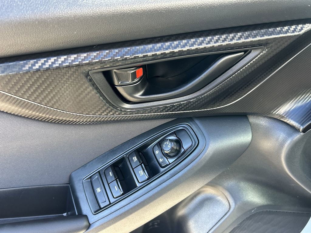 Used 2018 Subaru Crosstrek 2.0i Premium w/ Eyesight System image 18