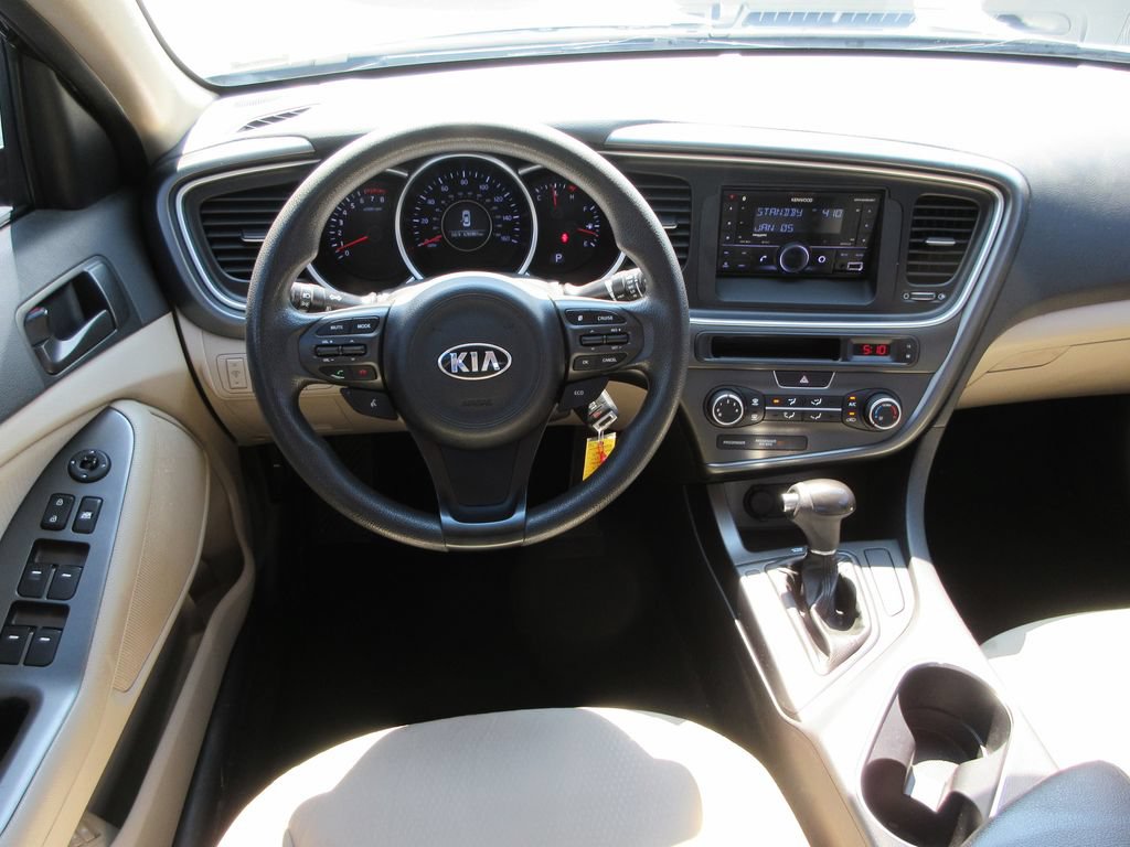Used 2015 Kia Optima LX FWD image 13