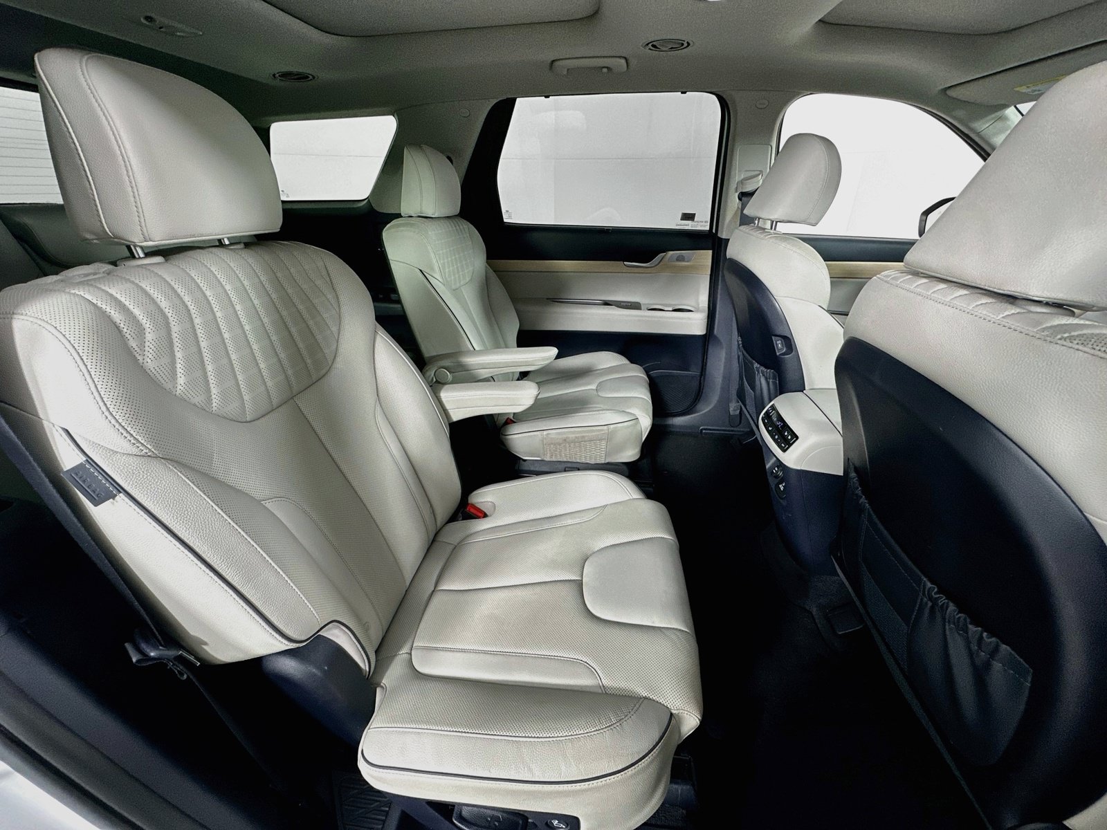 Used 2023 Hyundai Palisade Limited FWD image 30