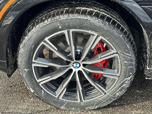 New 2026 BMW X6 xDrive40i w/ Climate Comfort Package image 7