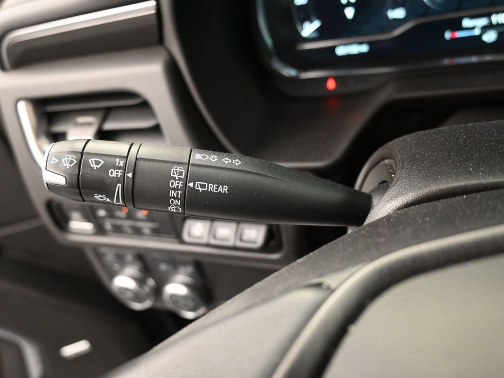 Used 2023 GMC Yukon XL AT4 w/ AT4 Premium Package image 19