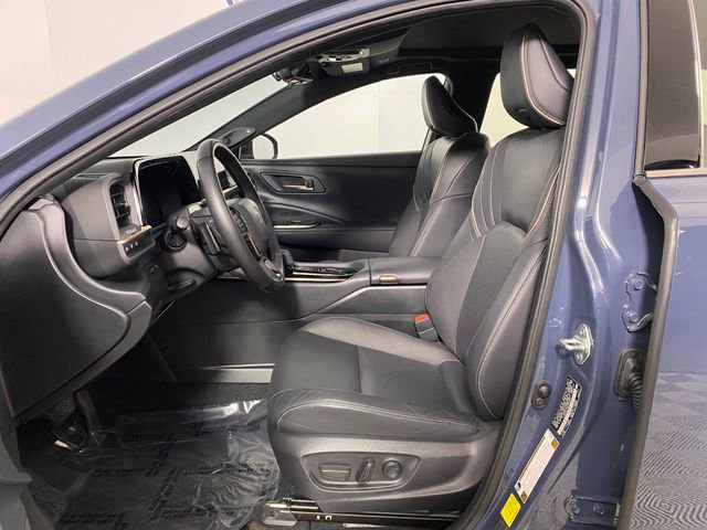 Certified 2025 Toyota Crown Signia w/ Advanced Technology Package image 10