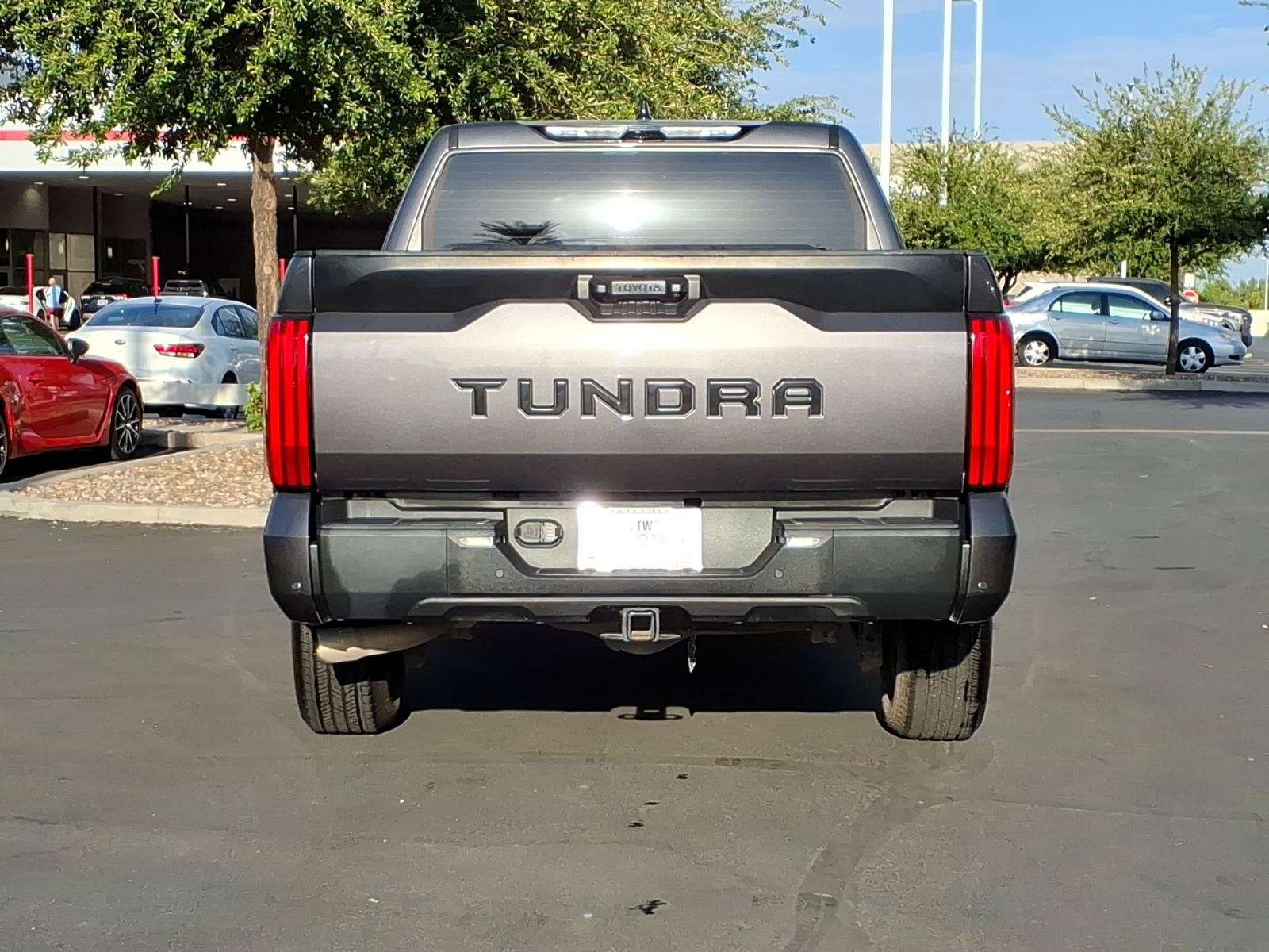 Used 2022 Toyota Tundra SR5 w/ Convenience Package RWD image 5