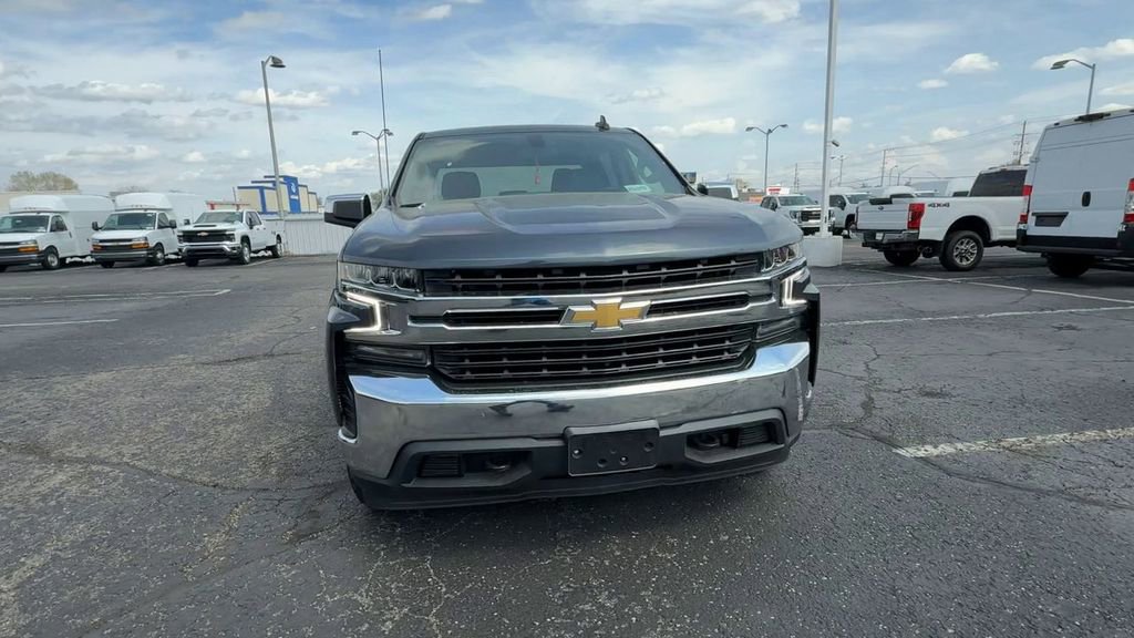Used 2021 Chevrolet Silverado 1500 LT w/ Diesel Off-Road Package AWD/4WD image 3