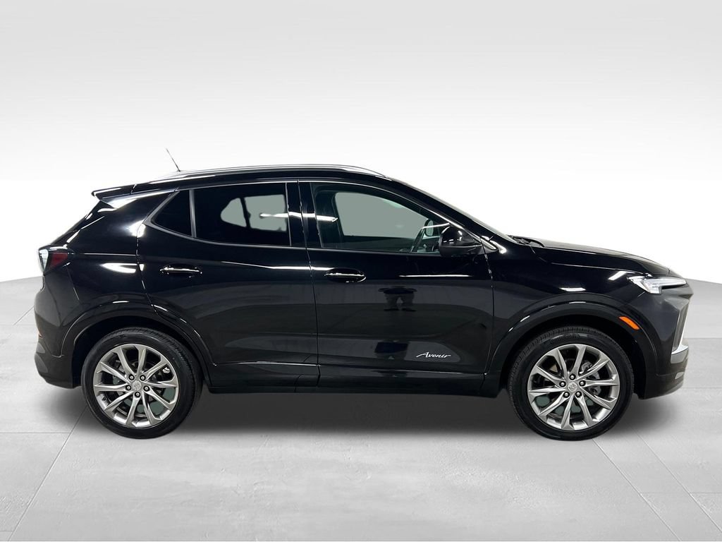 Certified 2025 Buick Encore GX Avenir w/ Avenir Technology Package AWD/4WD image 2