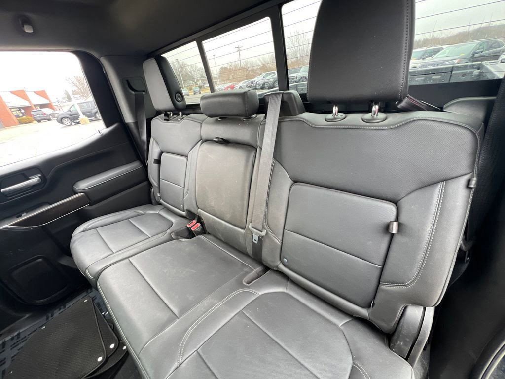 Used 2022 GMC Sierra 1500 SLT w/ SLT Convenience Package image 31
