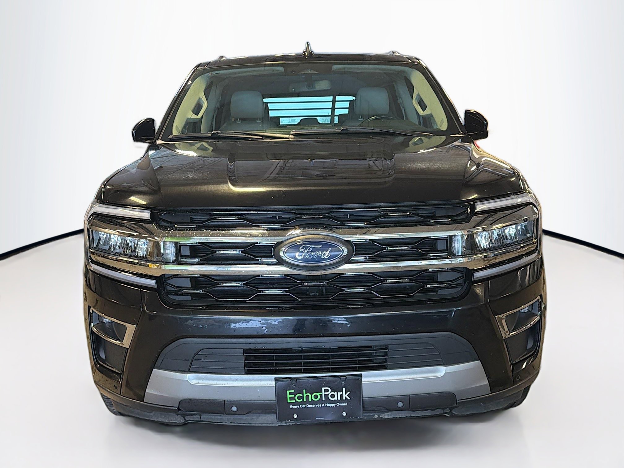 Used 2024 Ford Expedition Limited image 2
