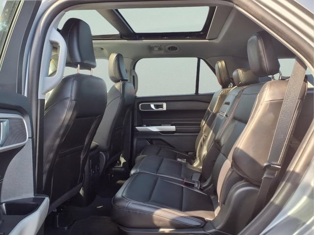 Certified 2023 Ford Explorer XLT w/ Equipment Group 202A AWD/4WD image 13