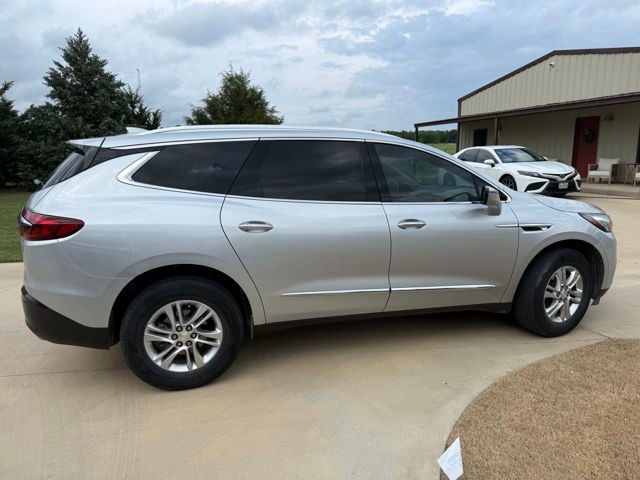 Used 2021 Buick Enclave Essence w/ Sound and Sites Package FWD image 3