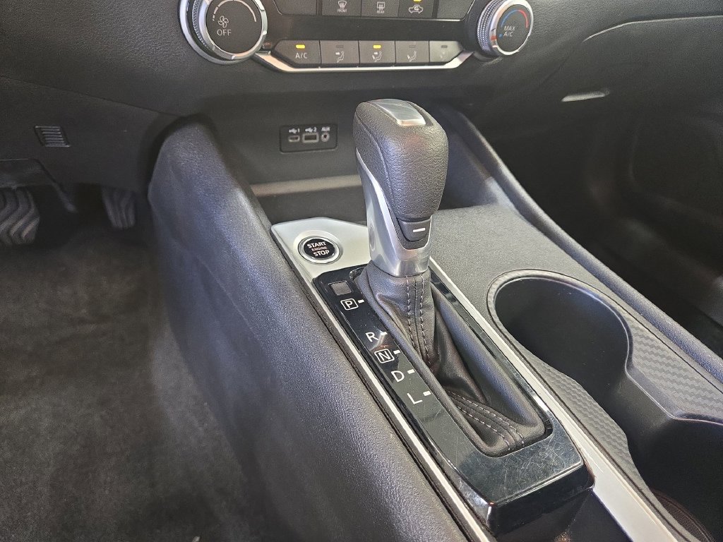 Used 2025 Nissan Altima 2.5 SV FWD image 21