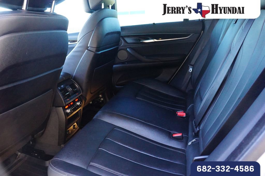 Used 2018 BMW X6 xDrive50i w/ Premium Package image 22
