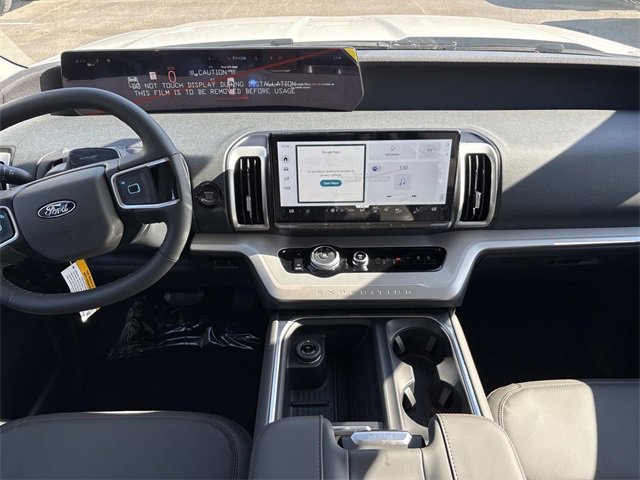 New 2025 Ford Expedition Active image 16