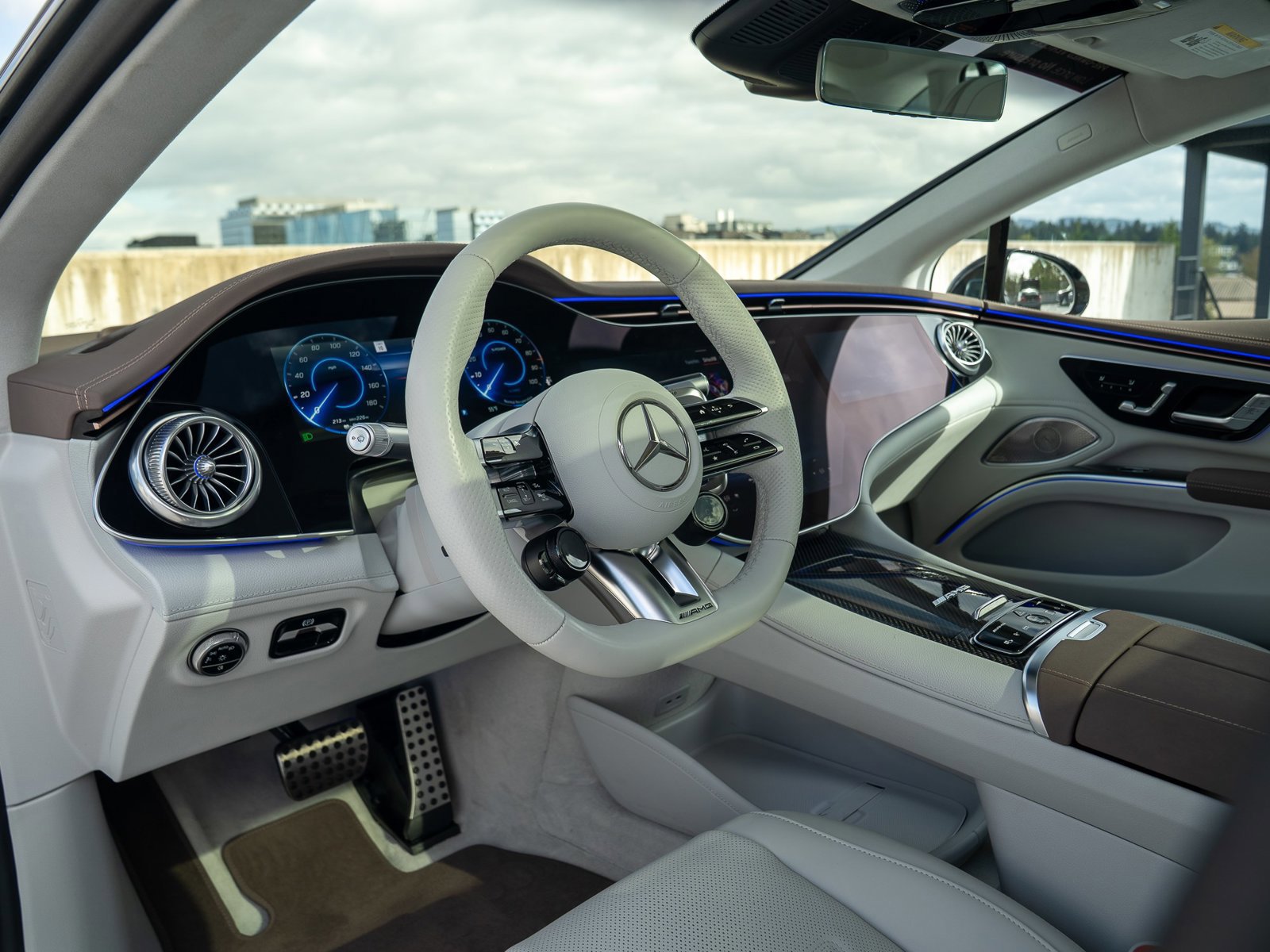 Used 2025 Mercedes-Benz EQS AMG 4MATIC image 17