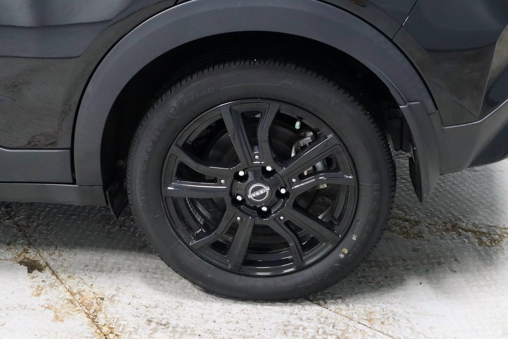 Certified 2023 Nissan Kicks SR image 18