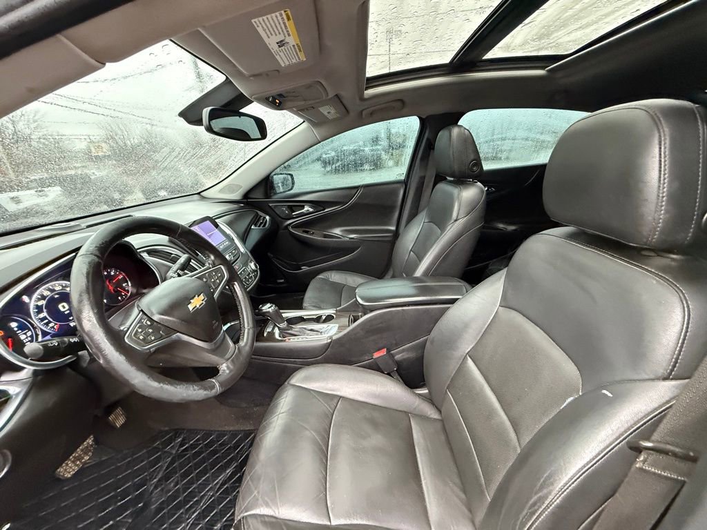 Used 2020 Chevrolet Malibu Premier image 12