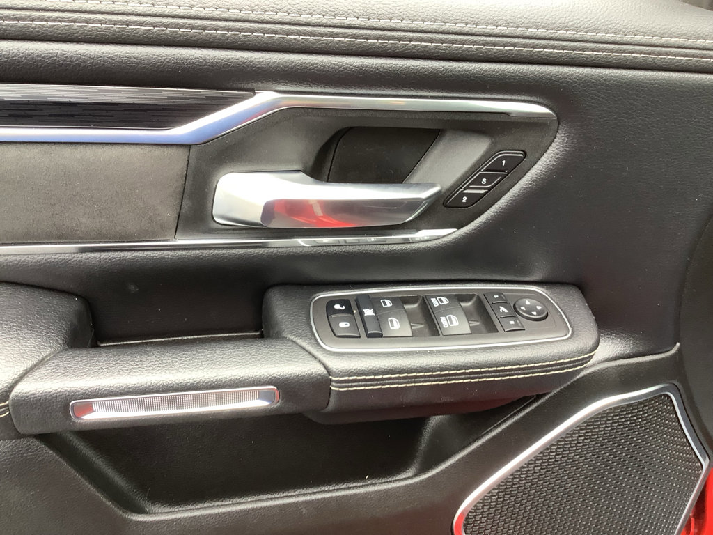 Used 2024 RAM 1500 Laramie image 11