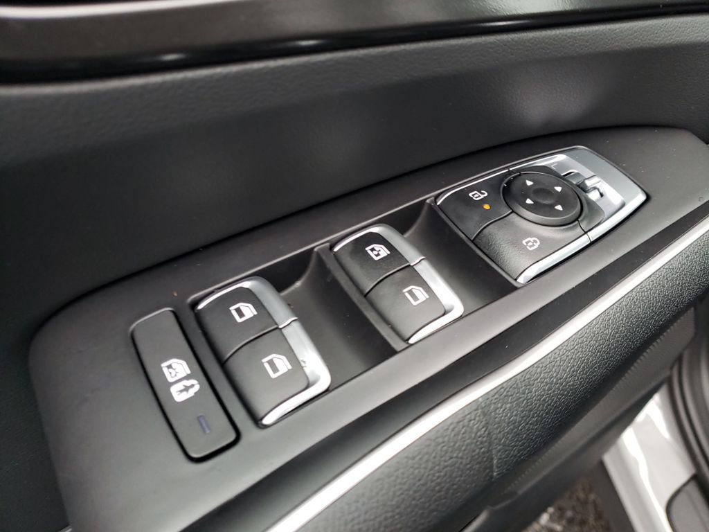New 2026 Kia Sorento S w/ S Panoramic Sunroof Package FWD image 17