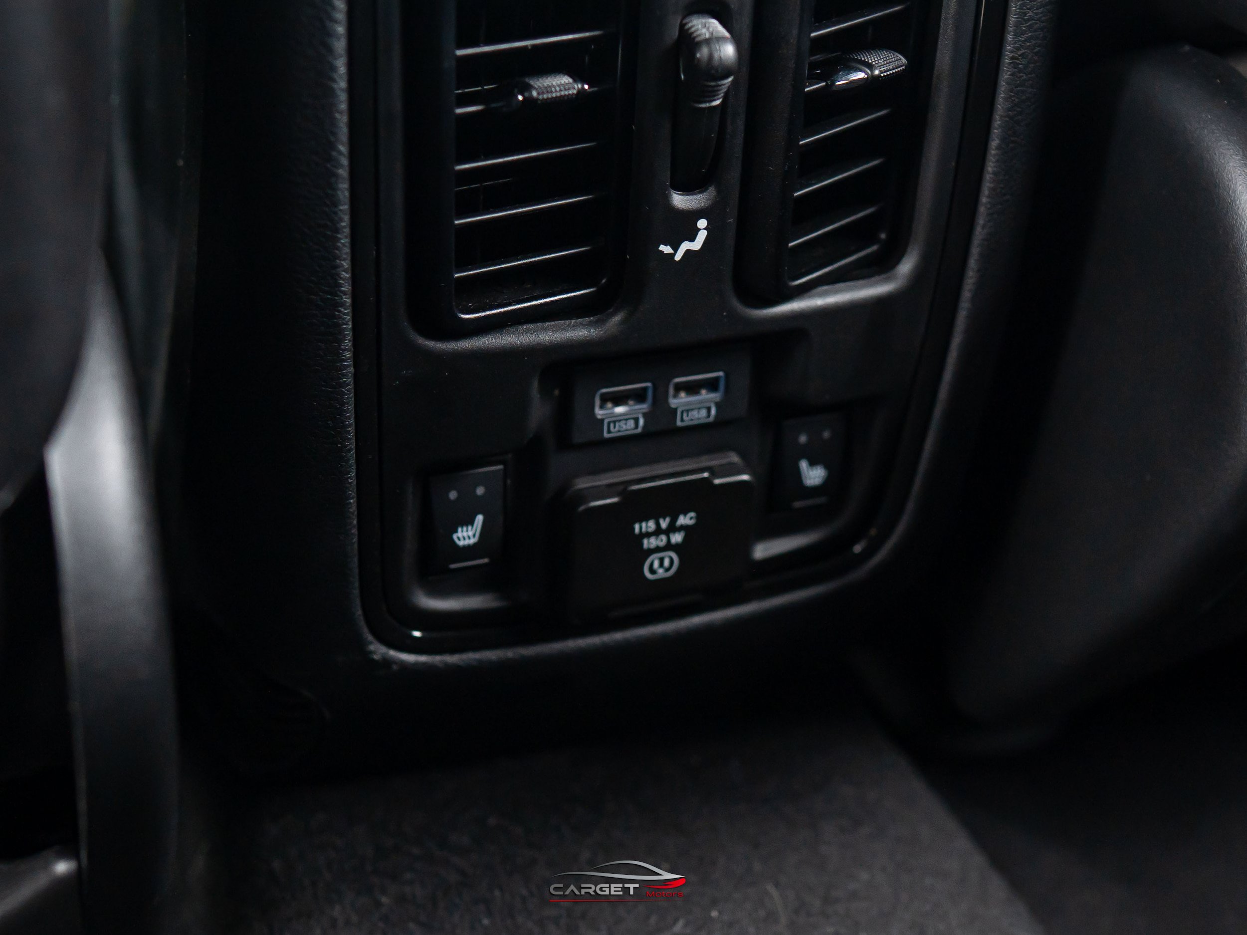 Used 2023 Dodge Durango R/T w/ Tow 'N Go Package AWD/4WD image 23