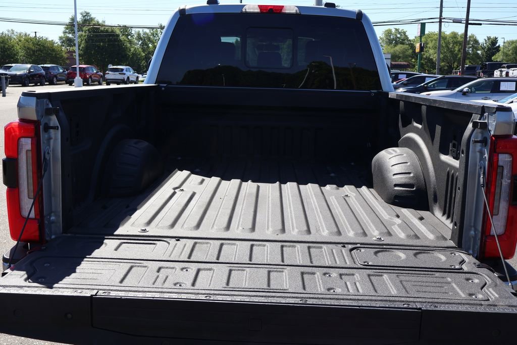 Used 2024 Ford F250 Platinum AWD/4WD image 23