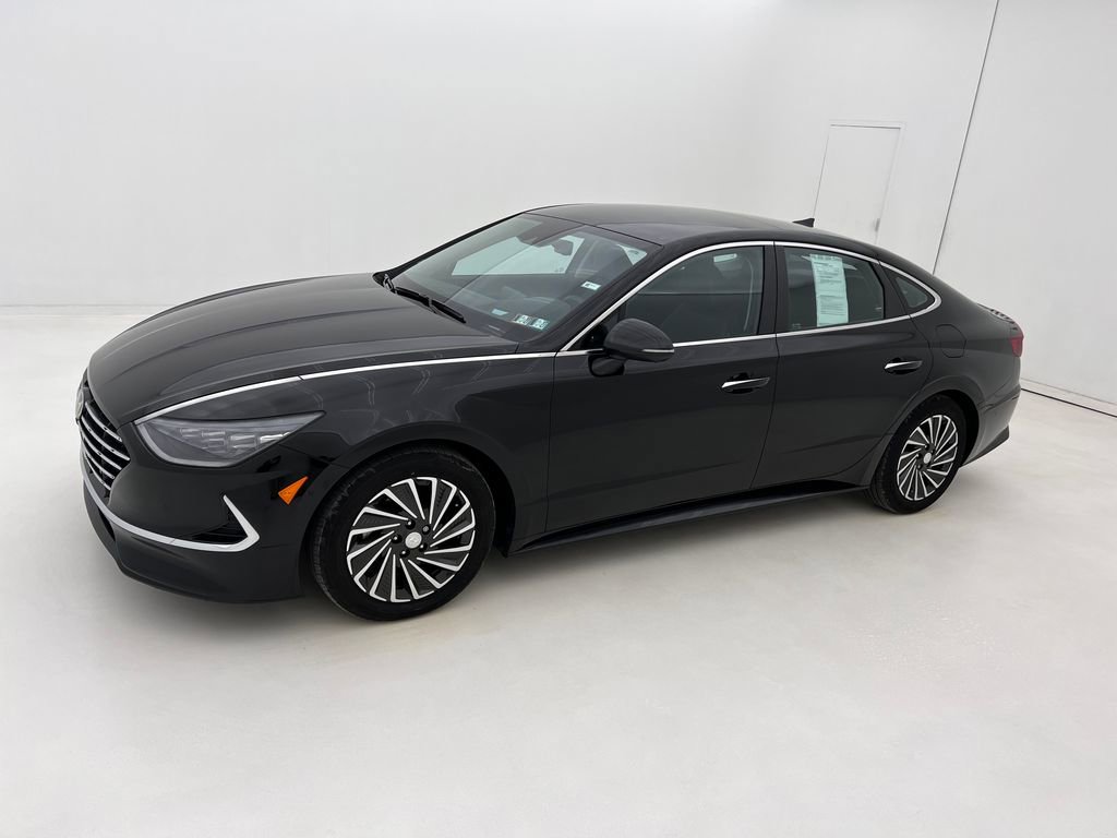 Used 2022 Hyundai Sonata Limited w/ Cargo Package image 5